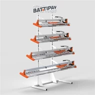 Vágógépek bemutatóállványa – 4 pozíciós (felszerelve)