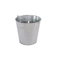 Horganyzott vödör 15 l