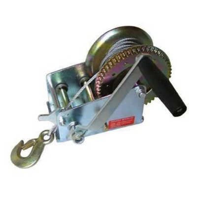 Kézi csörlő 800 kg.